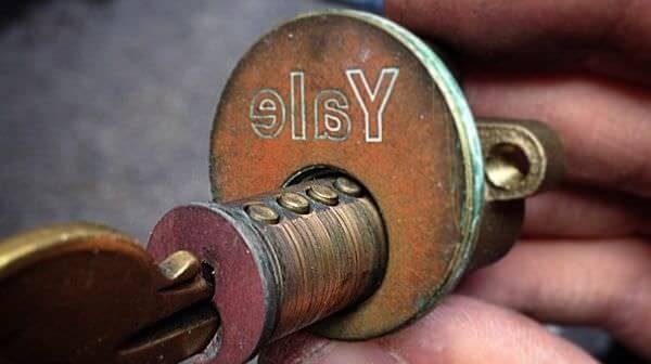 Срочная замена замков в Владивостоке